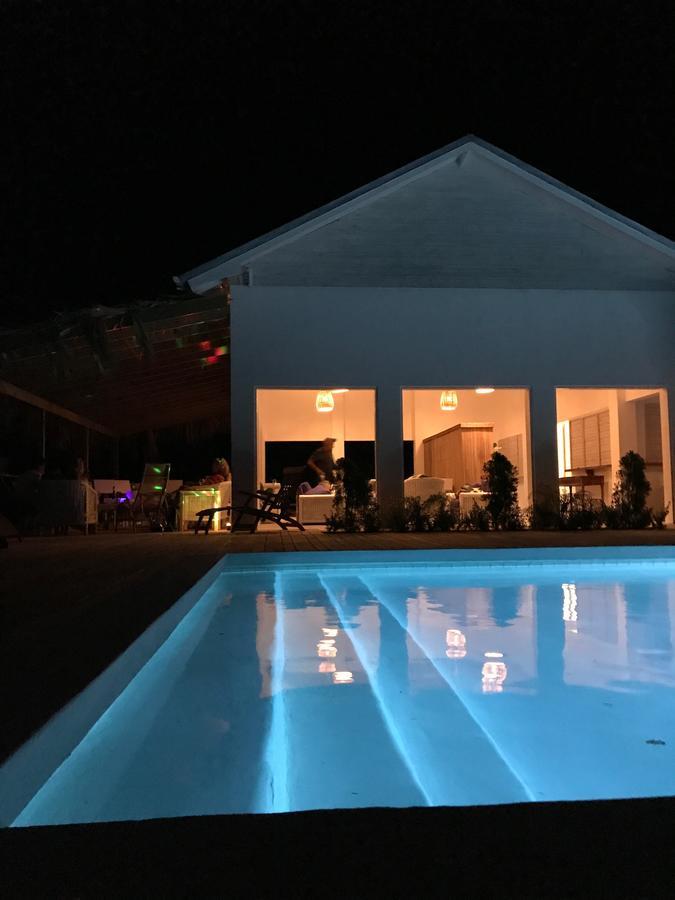 تريجر آيلاند بيتش 77 West Boutique Hotel المظهر الخارجي الصورة